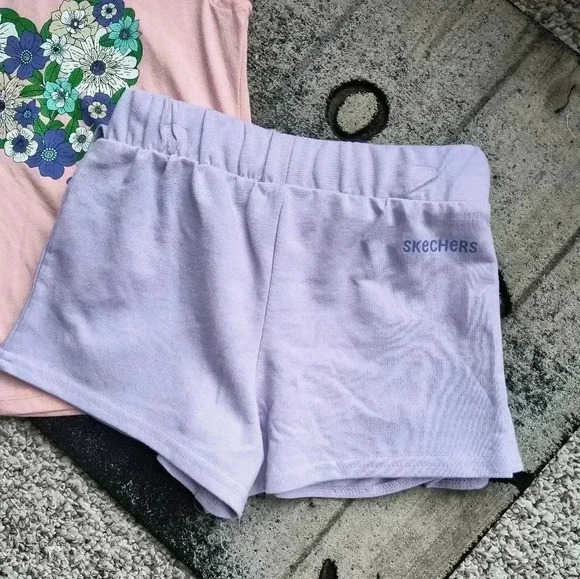 NWT Skechers Girls 2 Piece Set Floral Heart Tshirt And Ruffle Shorts Purple SZ 5 - Picture 6 of 6